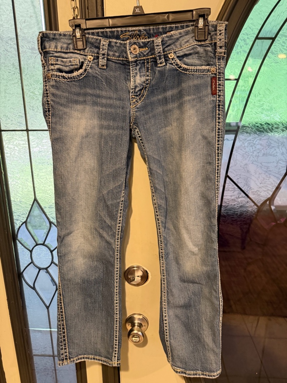 Silver Jeans Medium Light Blue Capri Denim